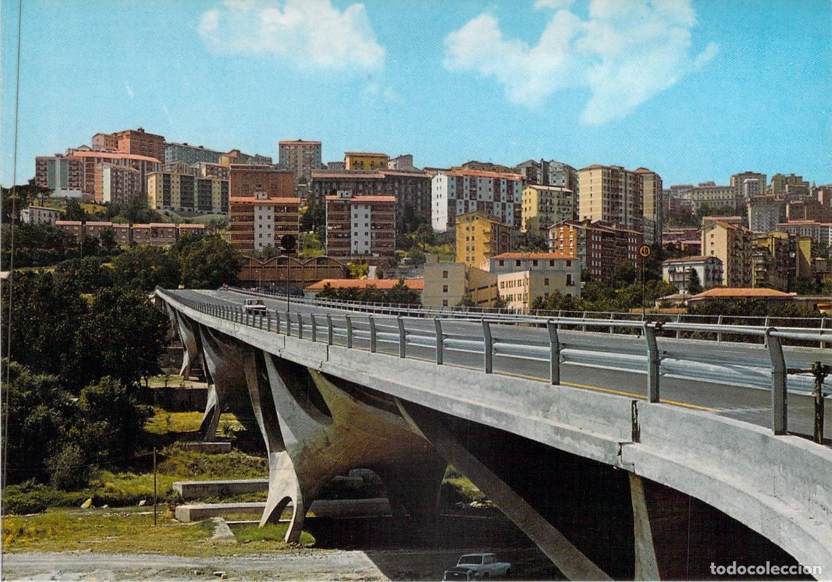 Postales: Postal de Potenza con Puente Musmeci y Panorama Urbano, Italia