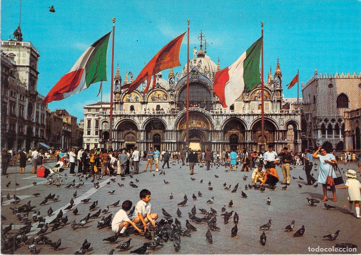 Postales: Postal de la Plaza de San Marcos en Venecia, Italia