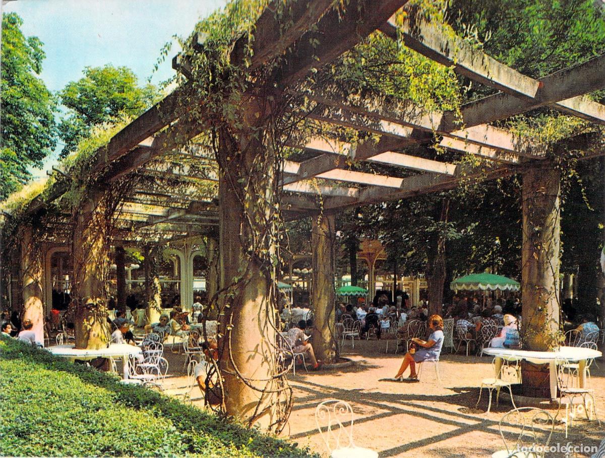 Postales: Postal de Vichy - El Parque Termal en Francia