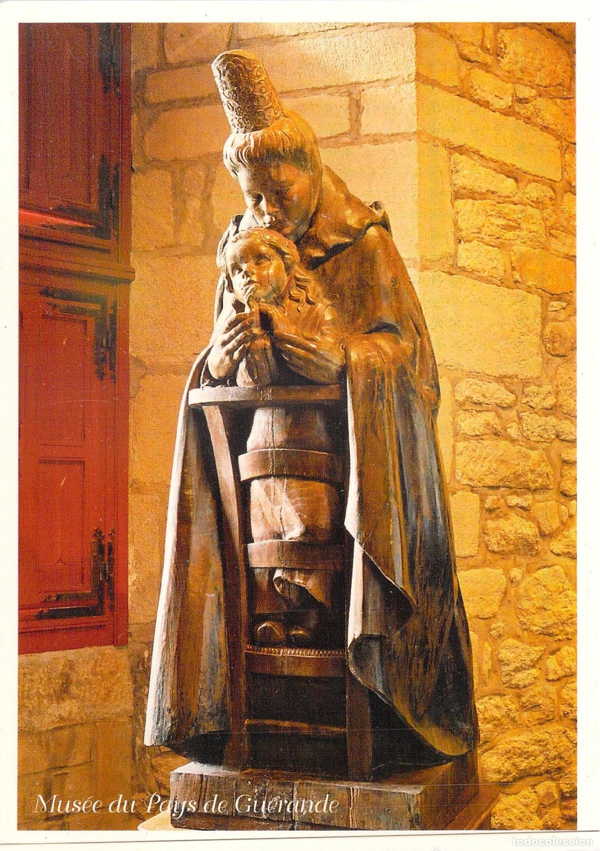 Postales: Postal Museo del Pa&iacute;s de Gu&eacute;rande Escultura La Mujer en Oraci&oacute;n