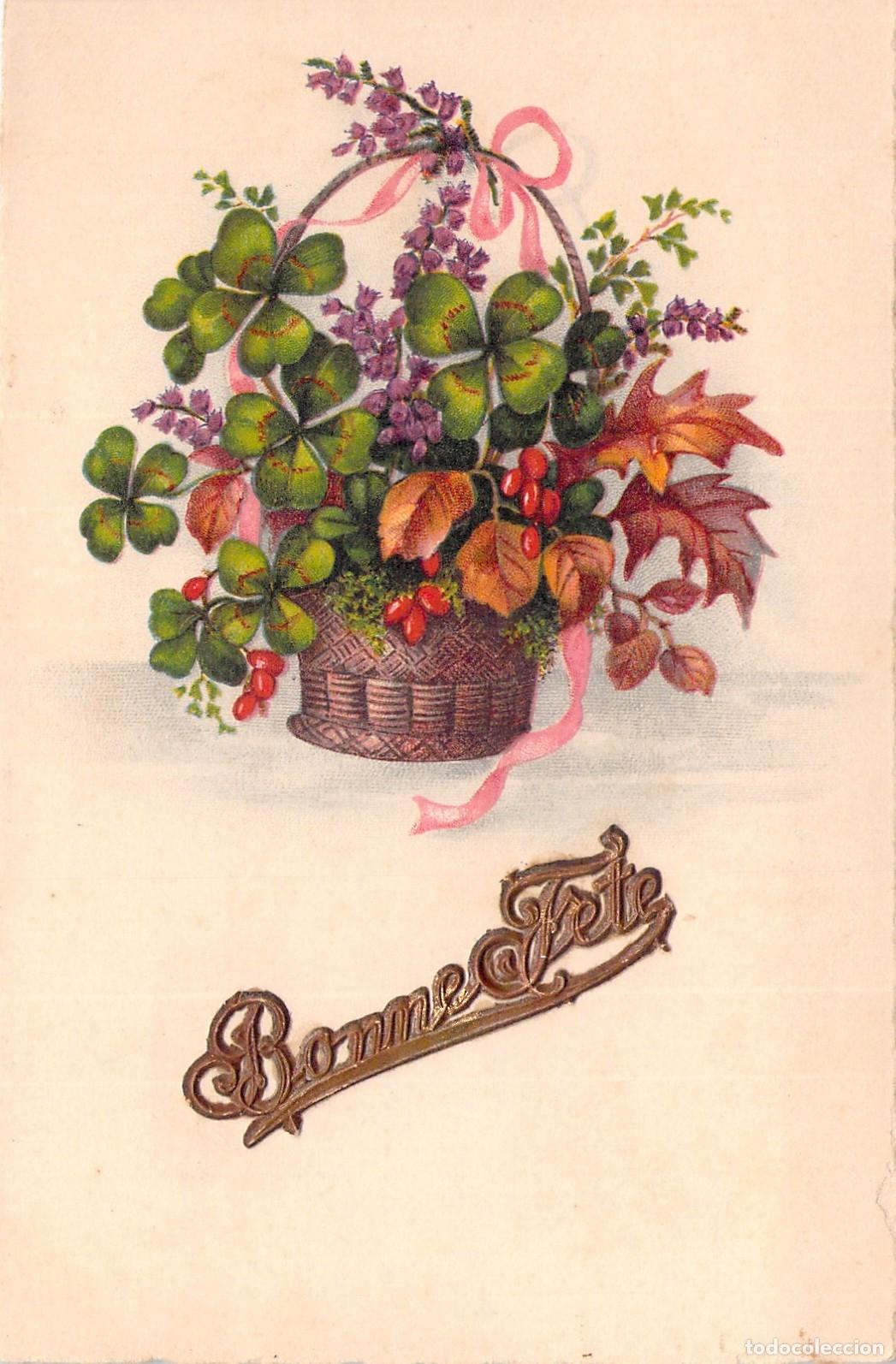 Postales: Postal de Felicitaci&oacute;n con Cesta de Flores y Tr&eacute;boles de la Suerte