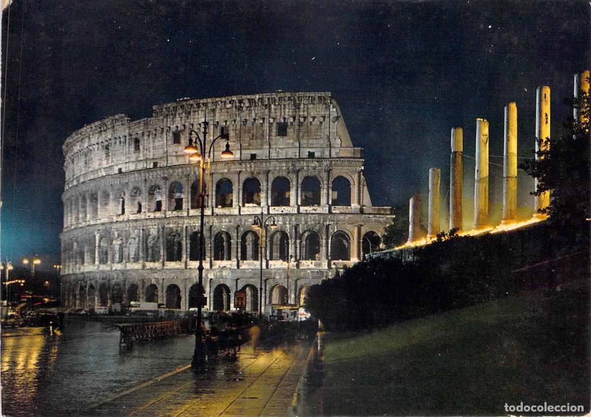 Postcards: Postal de Roma: El Coliseo Iluminado de Noche