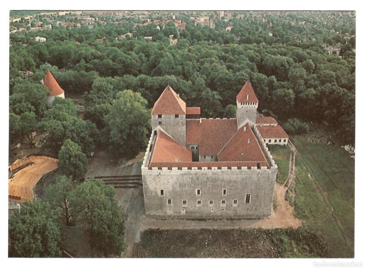 Postales: ESTONIA, Kuressaare (Isla de Saaremaa). El castillo del s. XIV. Ed. Eesti Raamat, 1989.