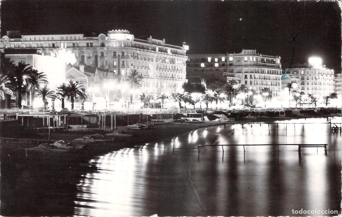 Postales: Postal de Cannes la Nuit, Hoteles de la Croisette