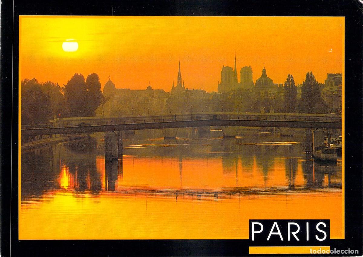 Postales: Postal de Par&iacute;s Atardecer sobre el R&iacute;o Sena y Notre Dame