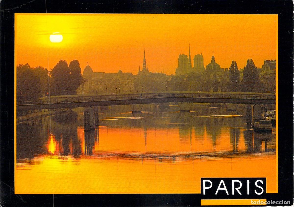 Postales: Postal de Par&iacute;s Atardecer sobre el R&iacute;o Sena y la &Icirc;le de la Cit&eacute;