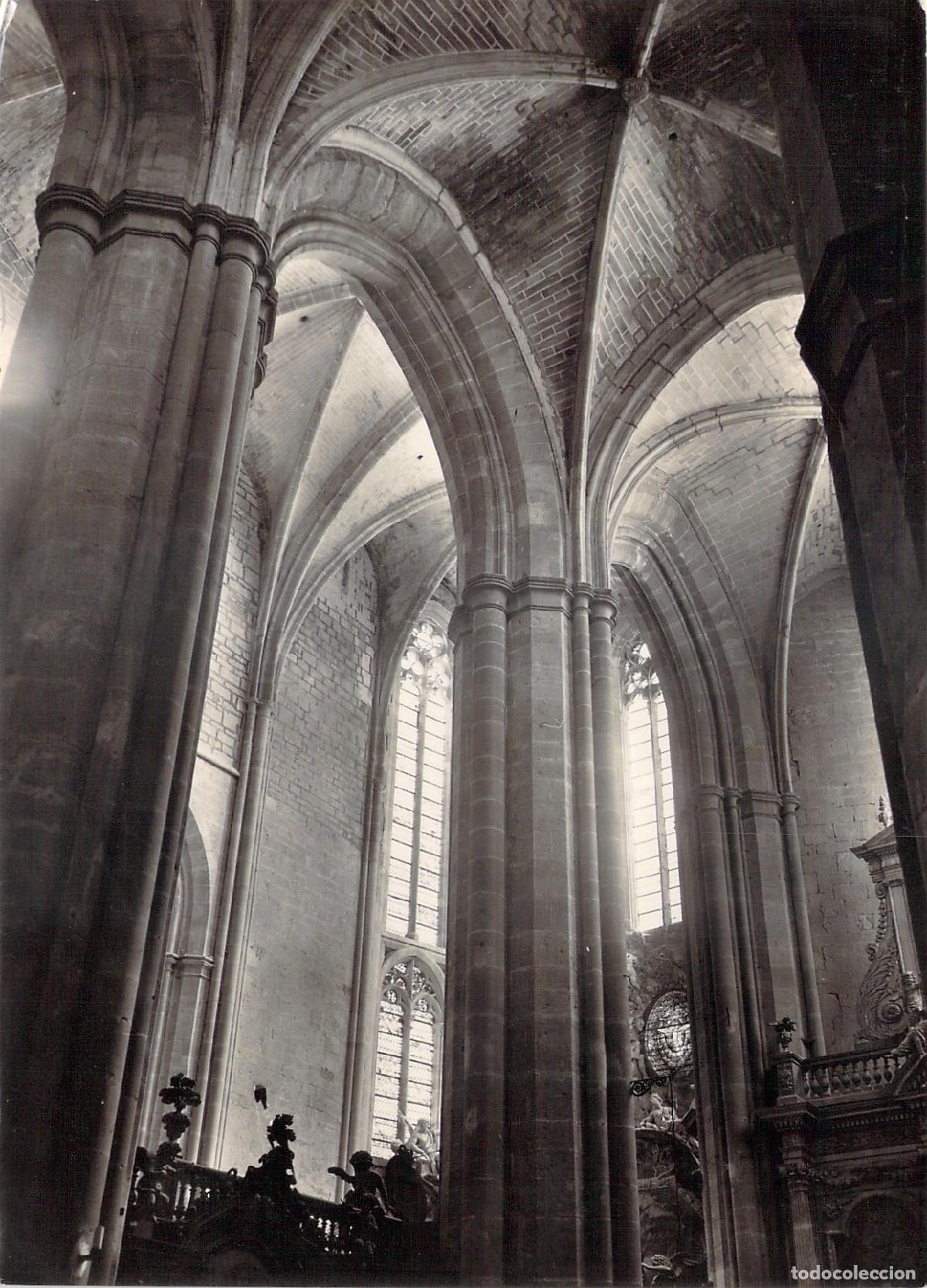 Postales: Postal de la Bas&iacute;lica de Santa Mar&iacute;a Magdalena, Saint-Maximin Var Francia