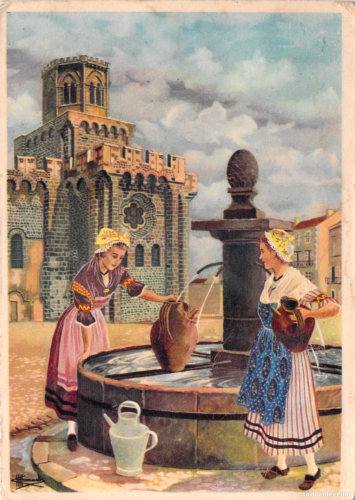 Postales: Postal de Royat, Auvergne: Iglesia Rom&aacute;nica y Mujeres con Trajes T&iacute;picos