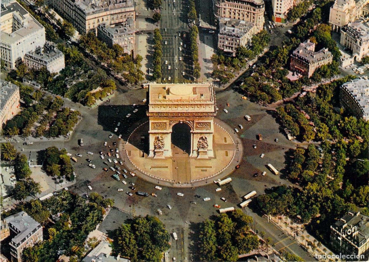 Postales: Postal de Vista A&eacute;rea del Arco de Triunfo en Par&iacute;s