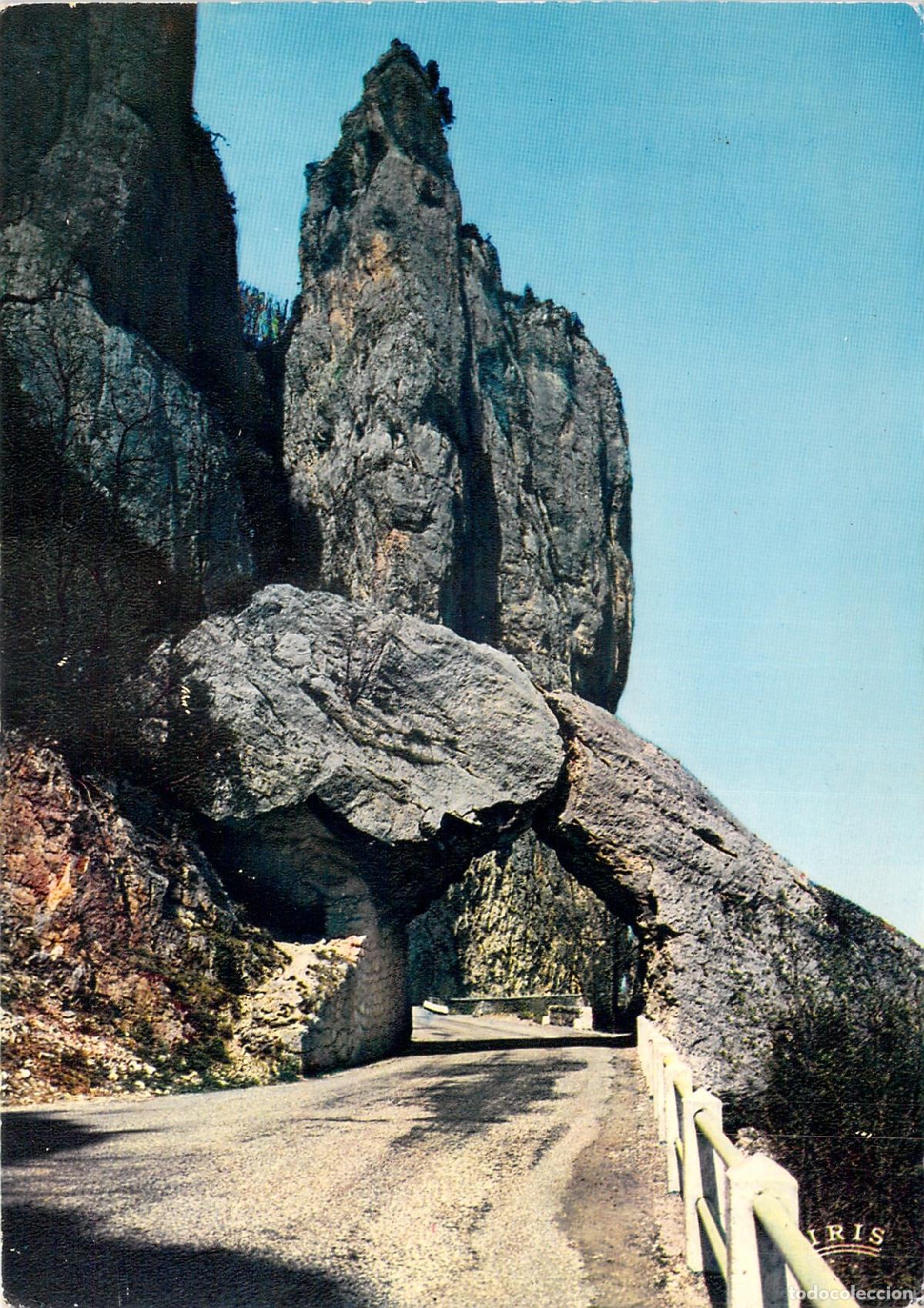 Postkarten: Postal de la Carretera de Combe-Laval, La Roche Fendue, Francia