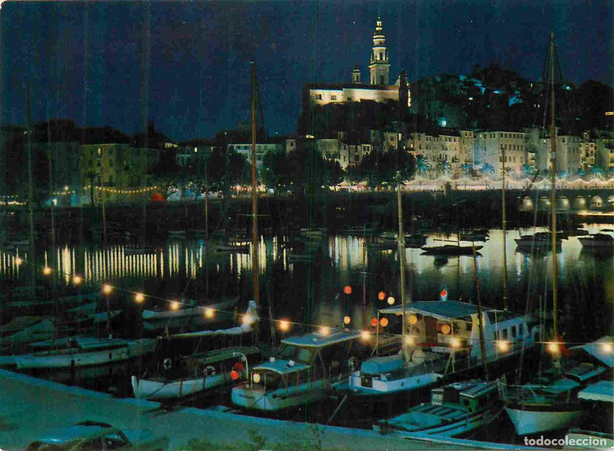 Postcards: Francia - Carte Postale - 06 - Menton - La vieille ville et le port la nuit - Bateaux - CPM - Voir S