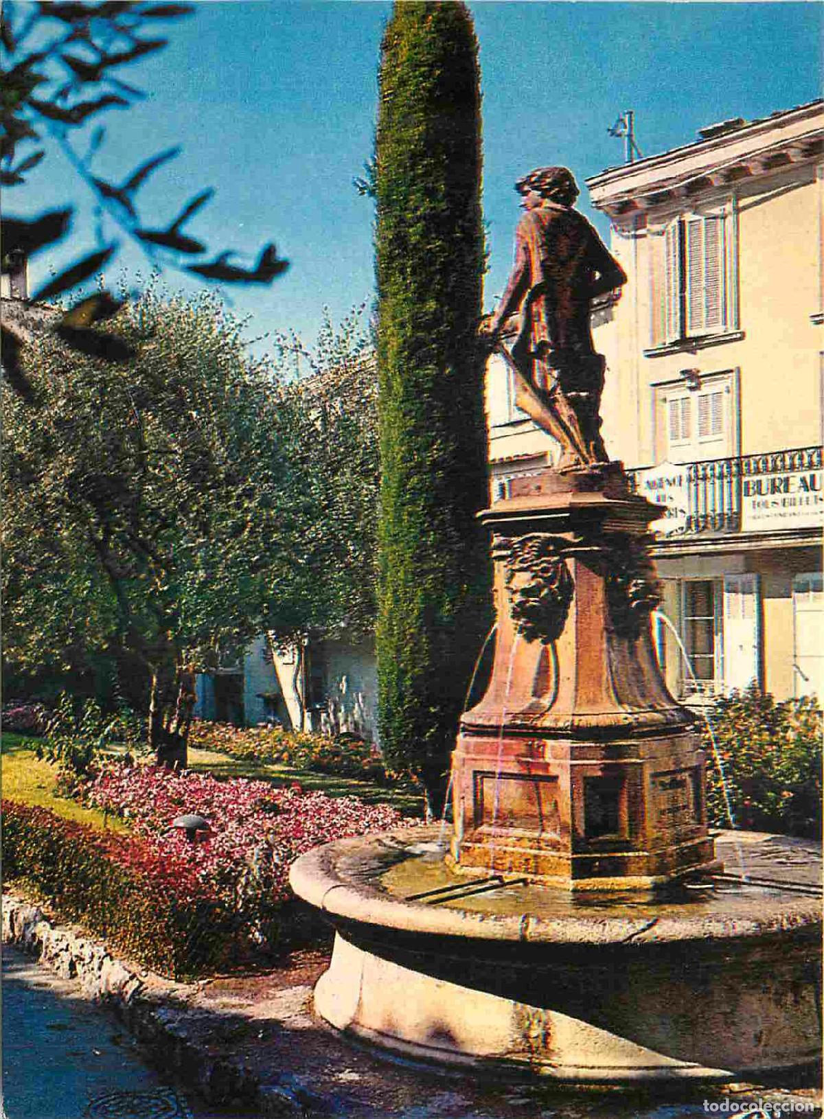 Postcards: Francia - Carte Postale - 06 - Mougins - La place - Fontaine - Statue - CPM - Voir Scans Recto-Verso