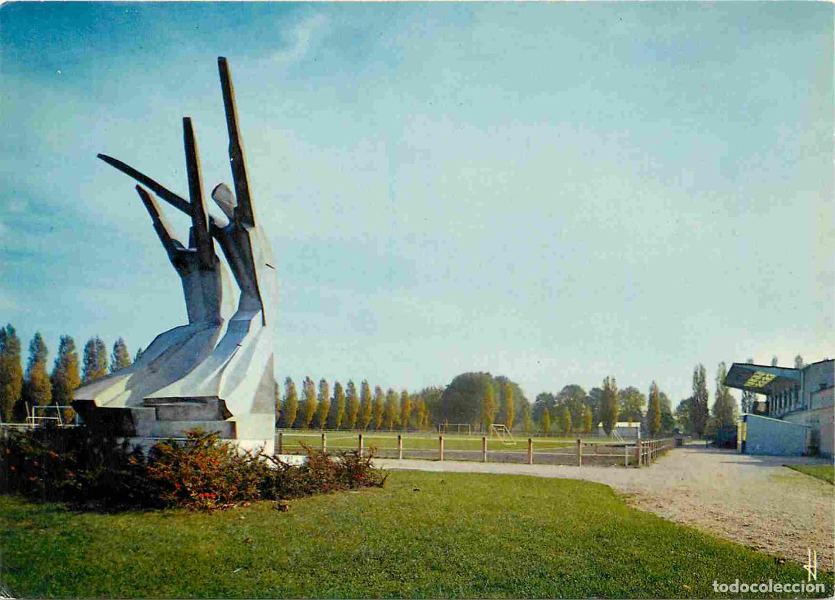 Postales: Francia - Carte Postale - 10 - Romilly-sur-seine - L'esplanade du stade - CPM - Voir Scans Recto-Ver