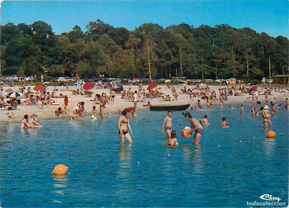 Cartoline: Francia - Carte Postale - 10 - Lac de la for&ecirc;t d'orient - la plage son camping sa for&ecirc;t - Femme en m