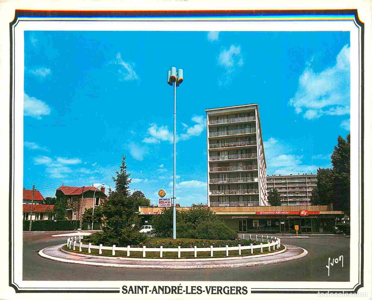 Postcards: Francia - Carte Postale - 10 - Saint-andr&eacute;-les-vergers - Le rond-point de Saint-Andr&eacute; - immeubles ar
