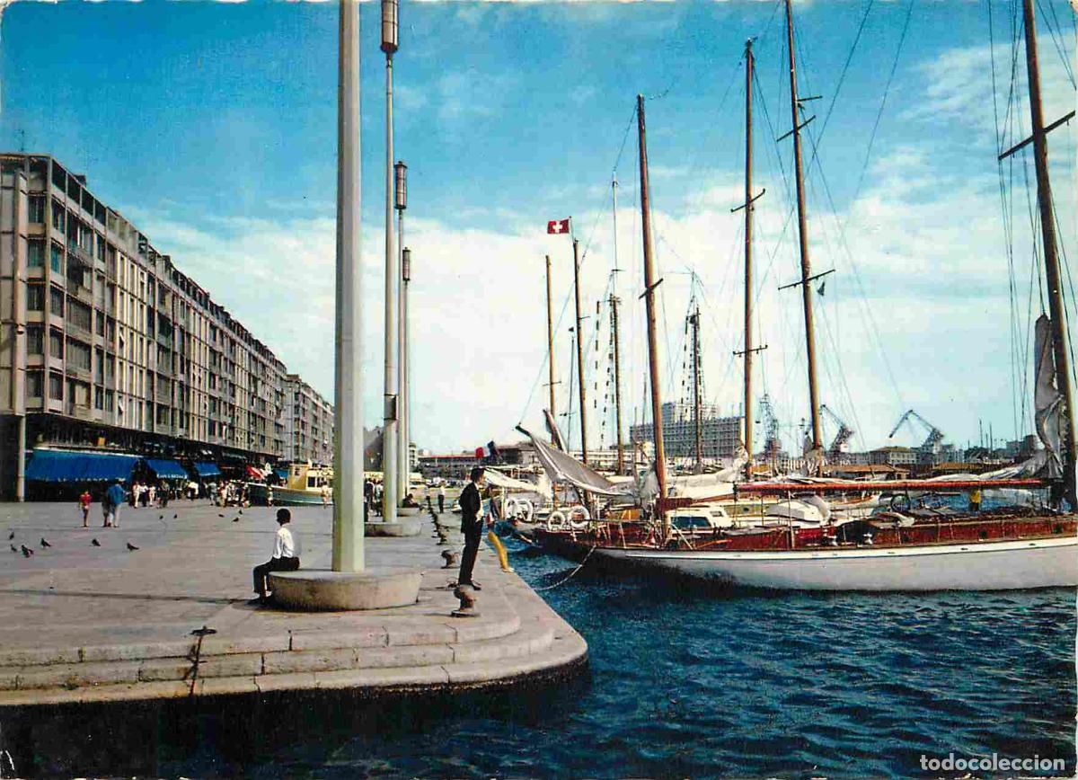Cartoline: Francia - Carte Postale - 83 - Toulon - Le carr&eacute; du port le mus&eacute;e naval - Bateaux - Carte dentel&eacute;e -