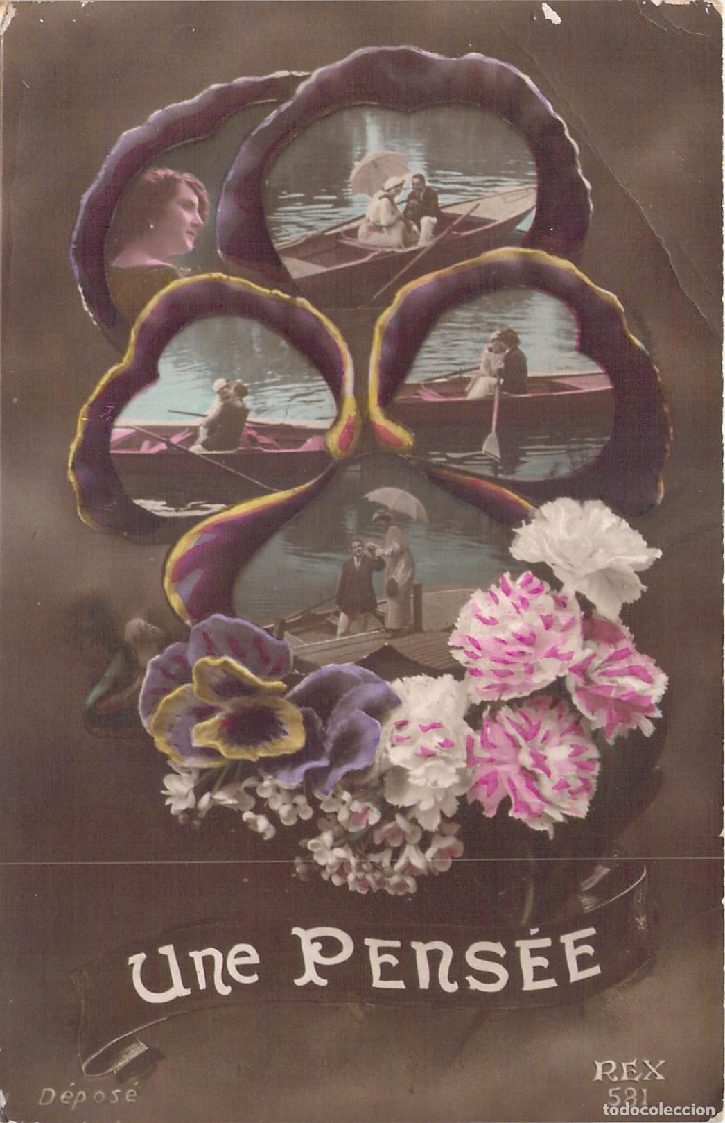 Postkarten: Postal Francesa Ilustrada Une Pens&eacute;e con Pareja en Barca y Flores