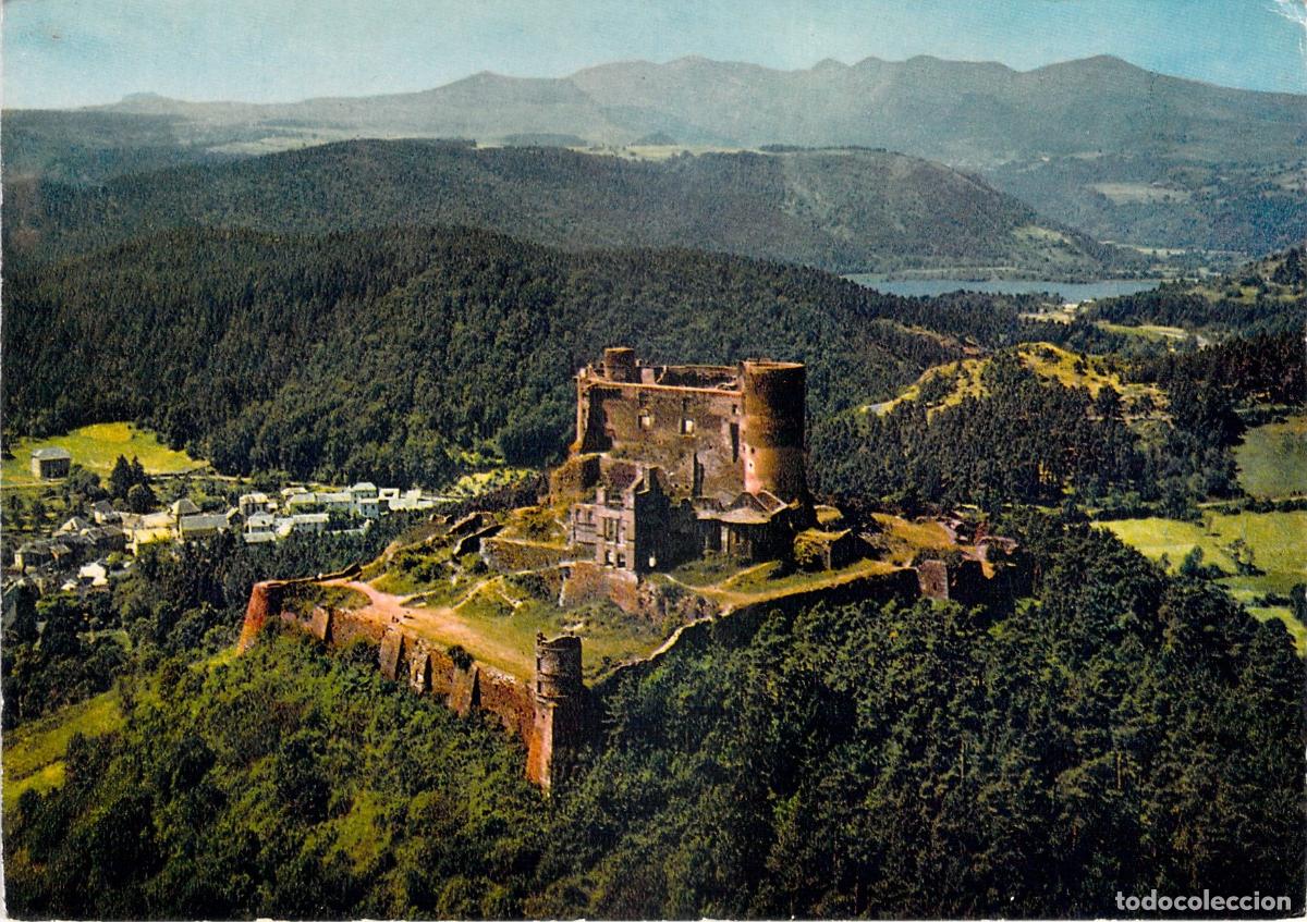 Postales: Postal Castillo de Murol en Auvergne Francia Vista A&eacute;rea