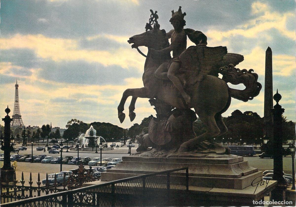 Postales: Postal de Par&iacute;s Plaza de la Concordia con Torre Eiffel y Caballo Alado