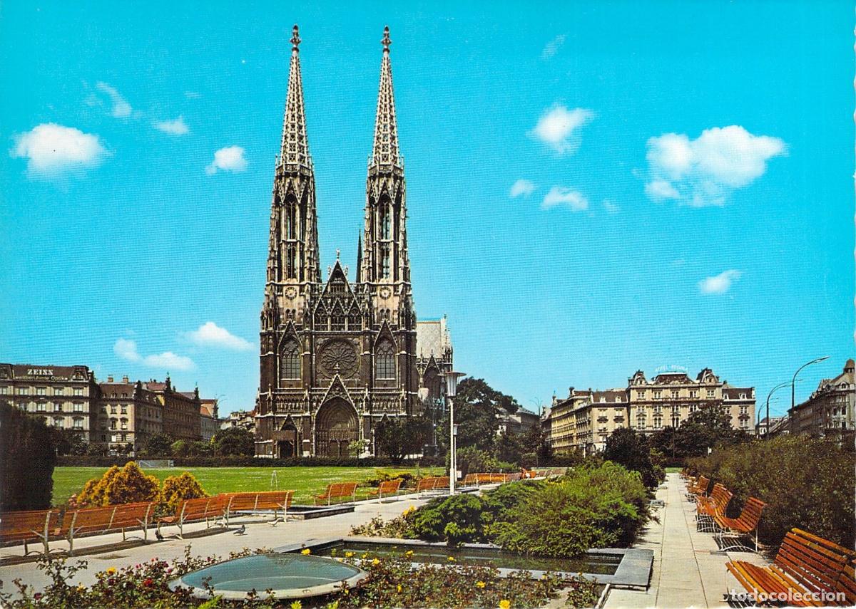 Postales: Postal Iglesia Votiva de Viena con Parque y Bancos