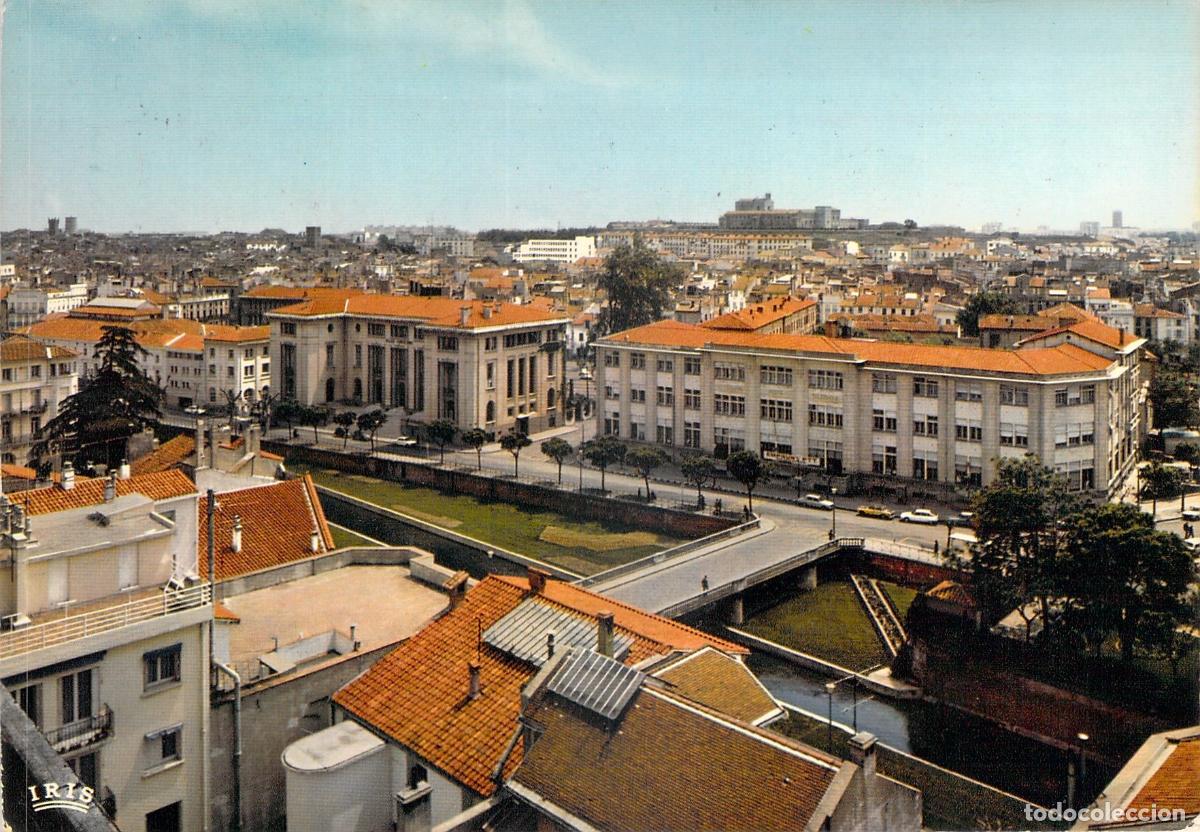 Postcards: Postal de Perpignan: Les Quais de la Basse y Palais Consulaire
