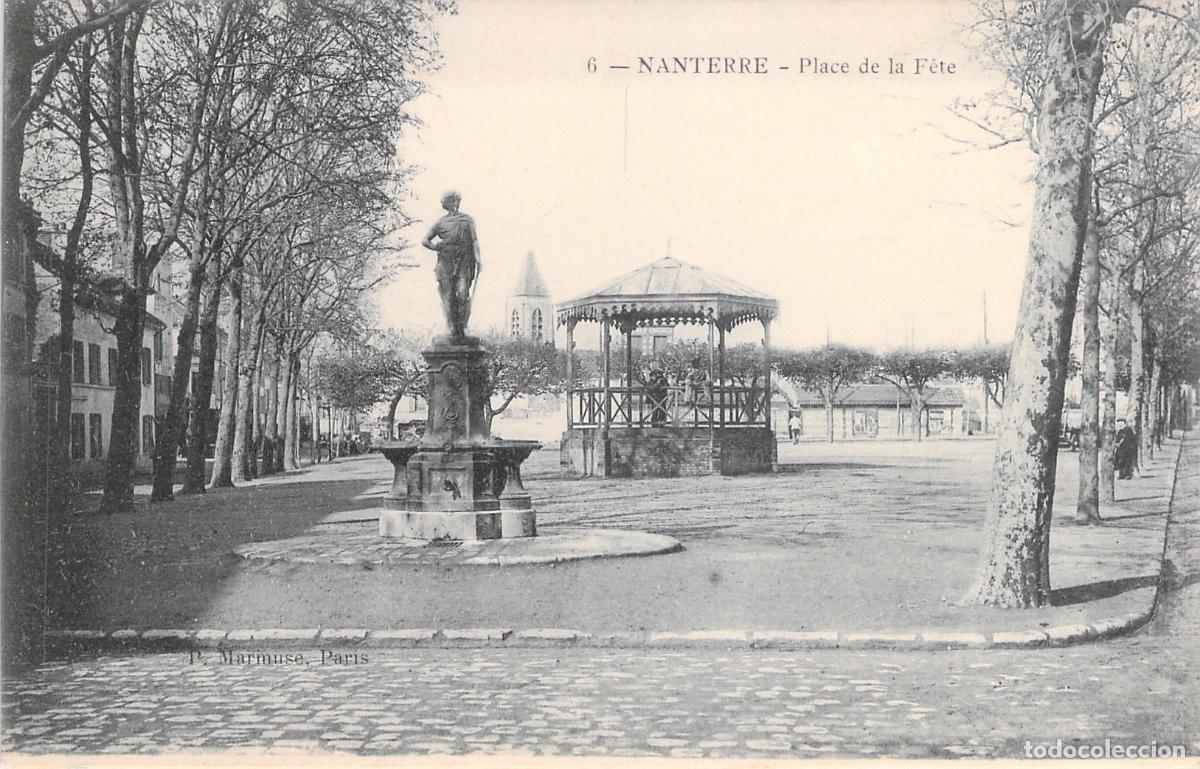 Postales: Postal de Nanterre - Place de la F&ecirc;te con Quiosco y Estatua