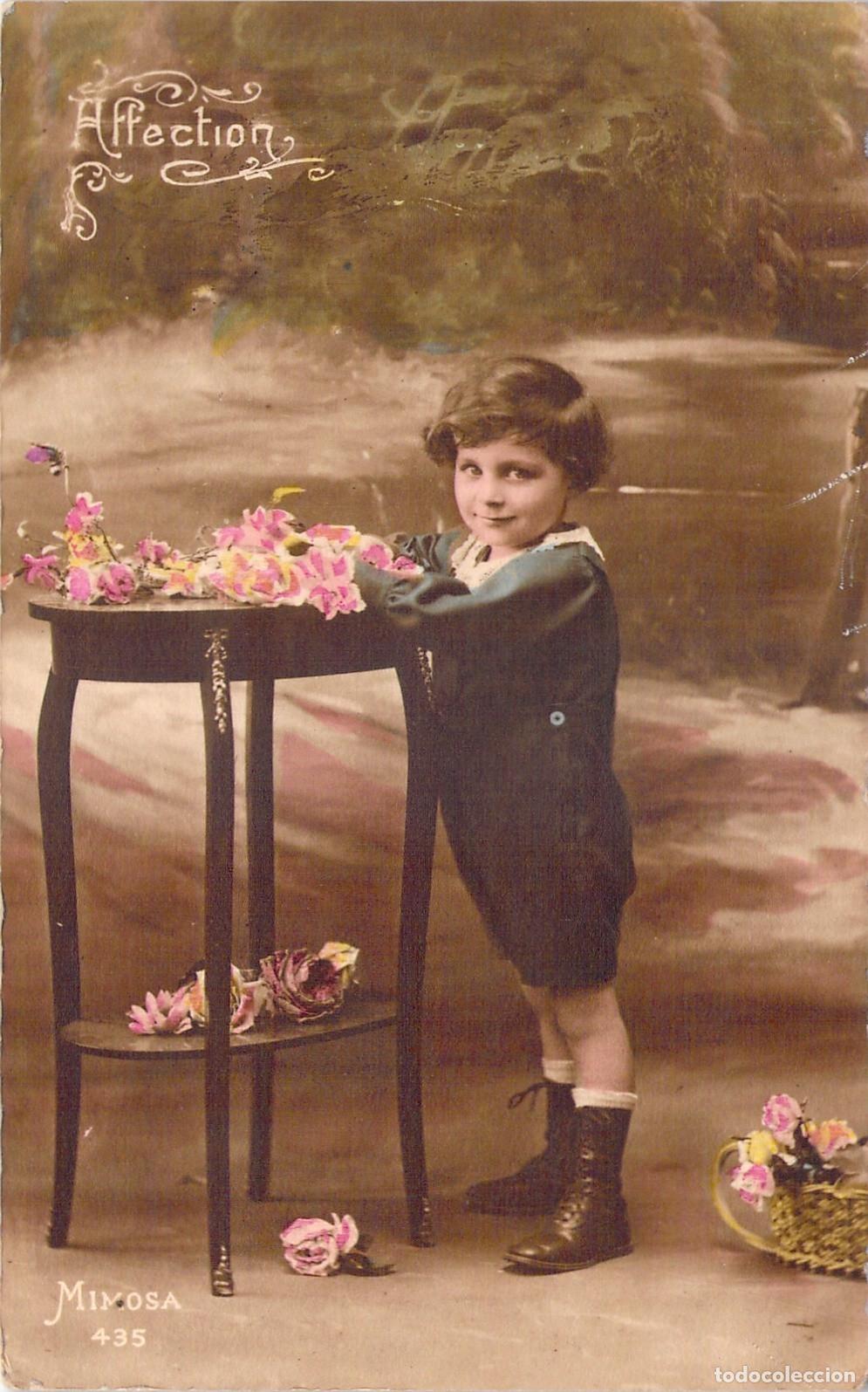 Postales: Postal de Retrato Infantil con Flores y Texto Affection Mimosa