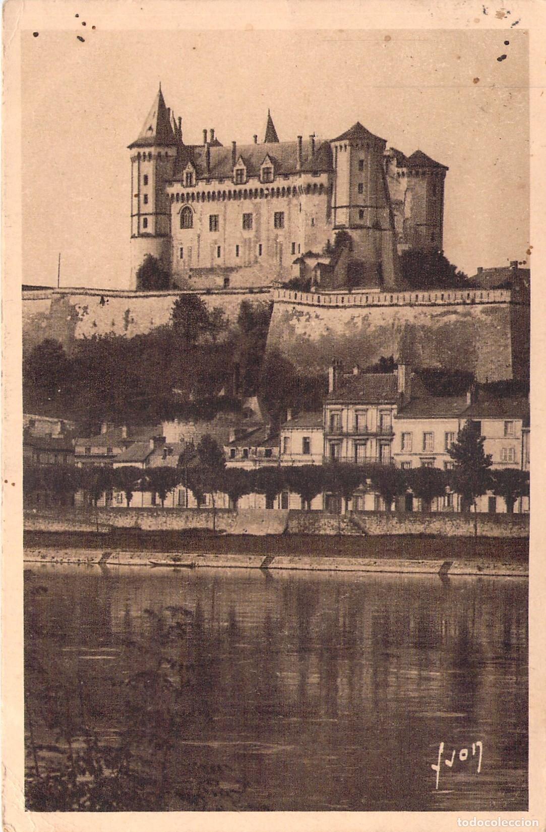 Postales: Postal de Saumur: Vista del Castillo desde el R&iacute;o Loira