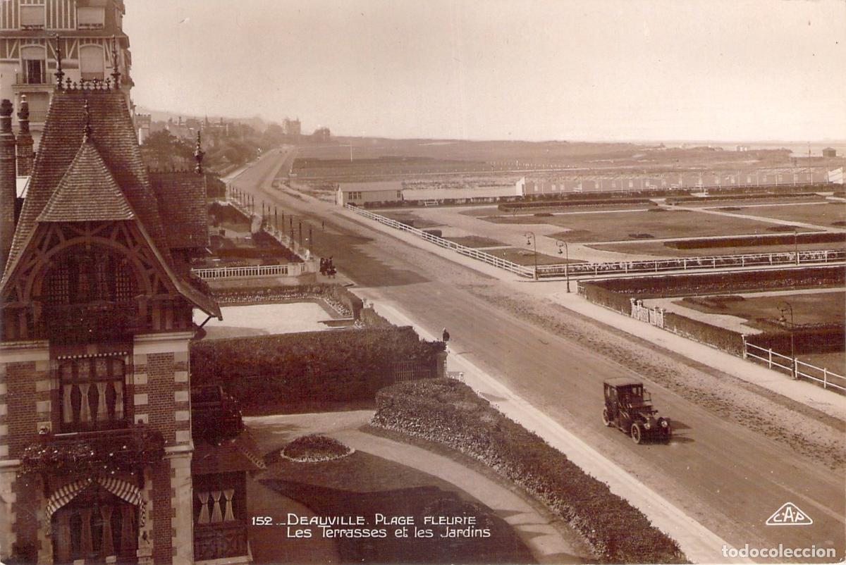 Postales: Postal de Deauville, Plage Fleurie: Les Terrasses et les Jardins