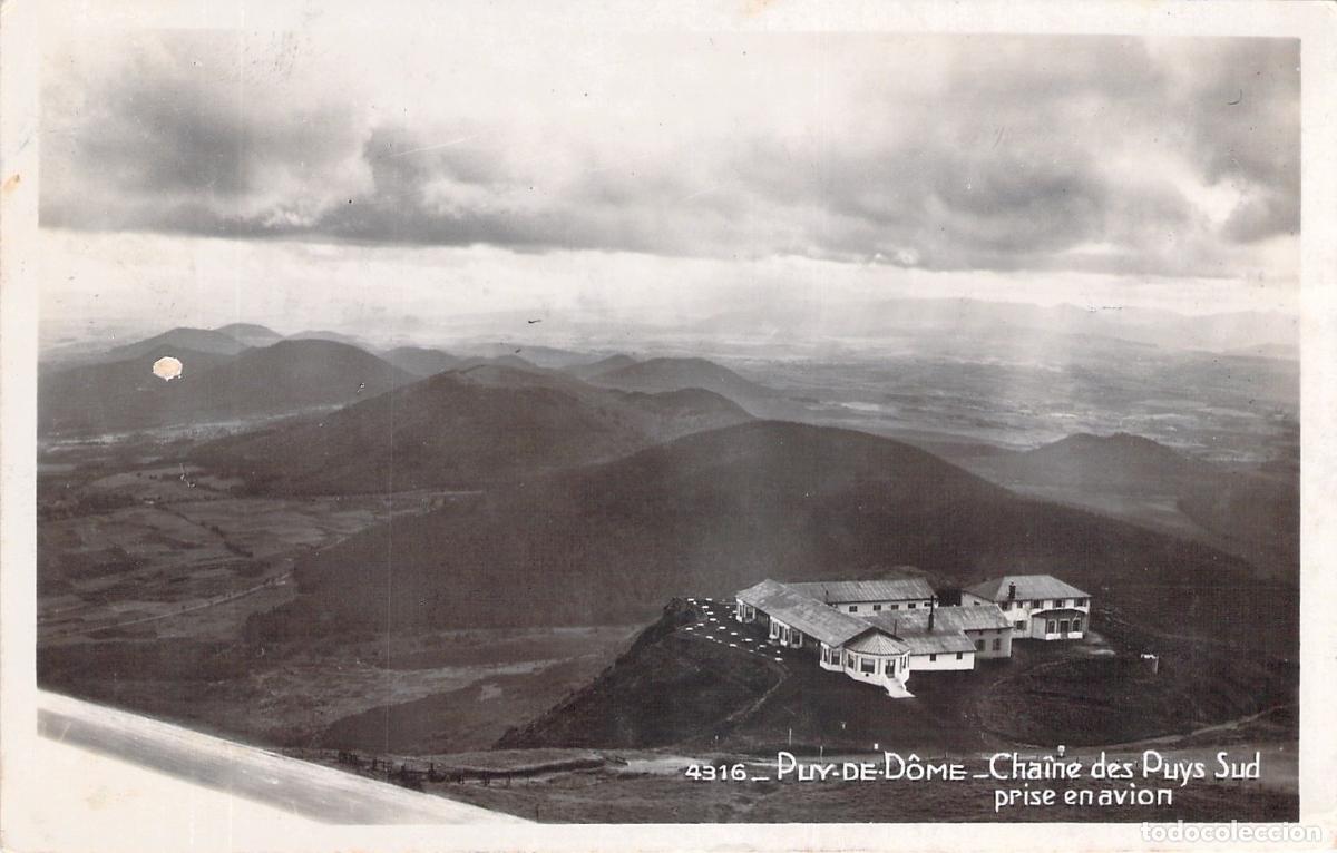 Postales: Postal de Puy-de-D&ocirc;me Vista A&eacute;rea Cha&icirc;ne des Puys Francia