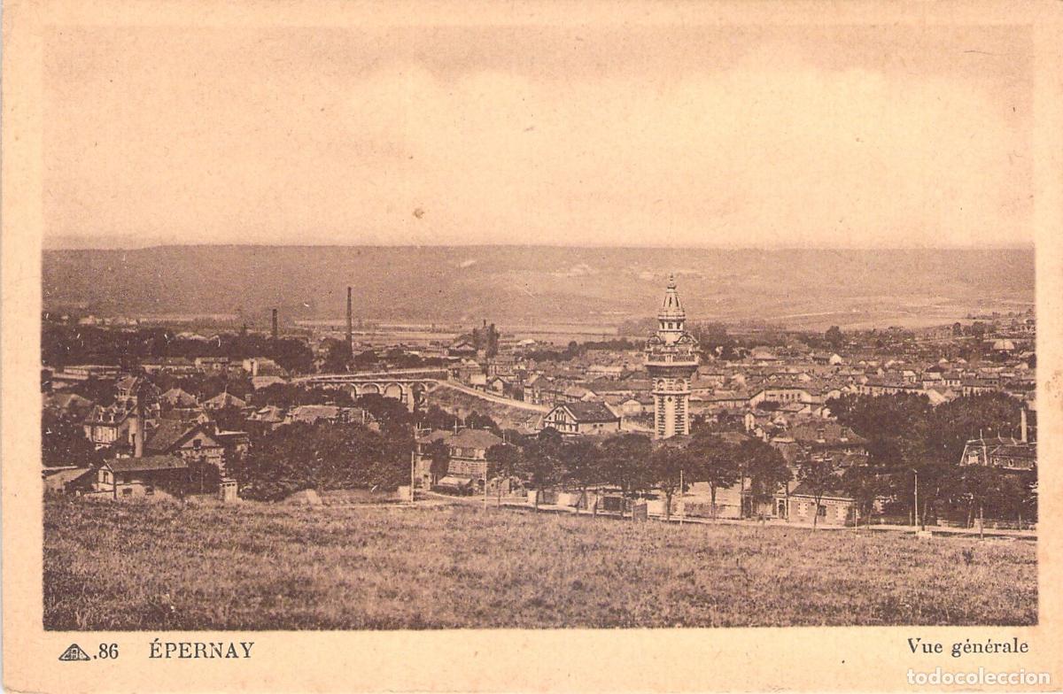 Postales: Postal de la Vista General de &Eacute;pernay, Francia