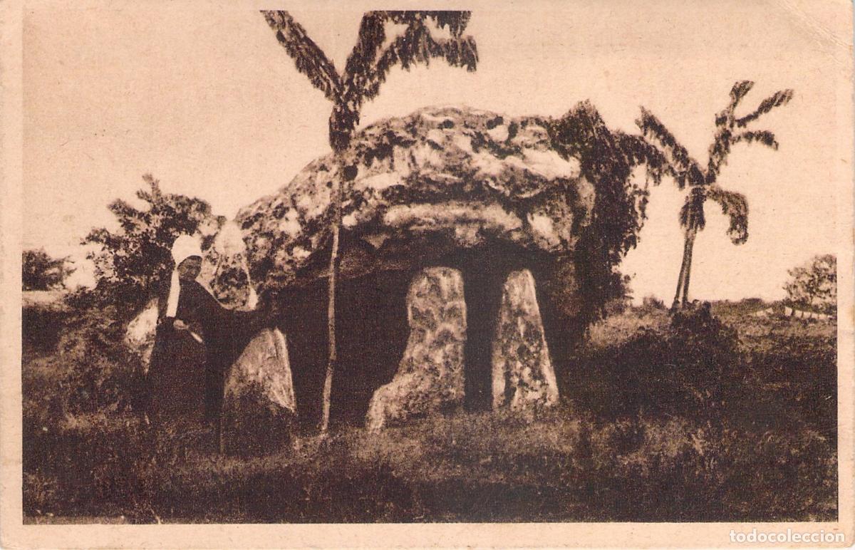 Postales: Postal La Pierre Lev&eacute;e Poitiers Monumento Megal&iacute;tico Francia