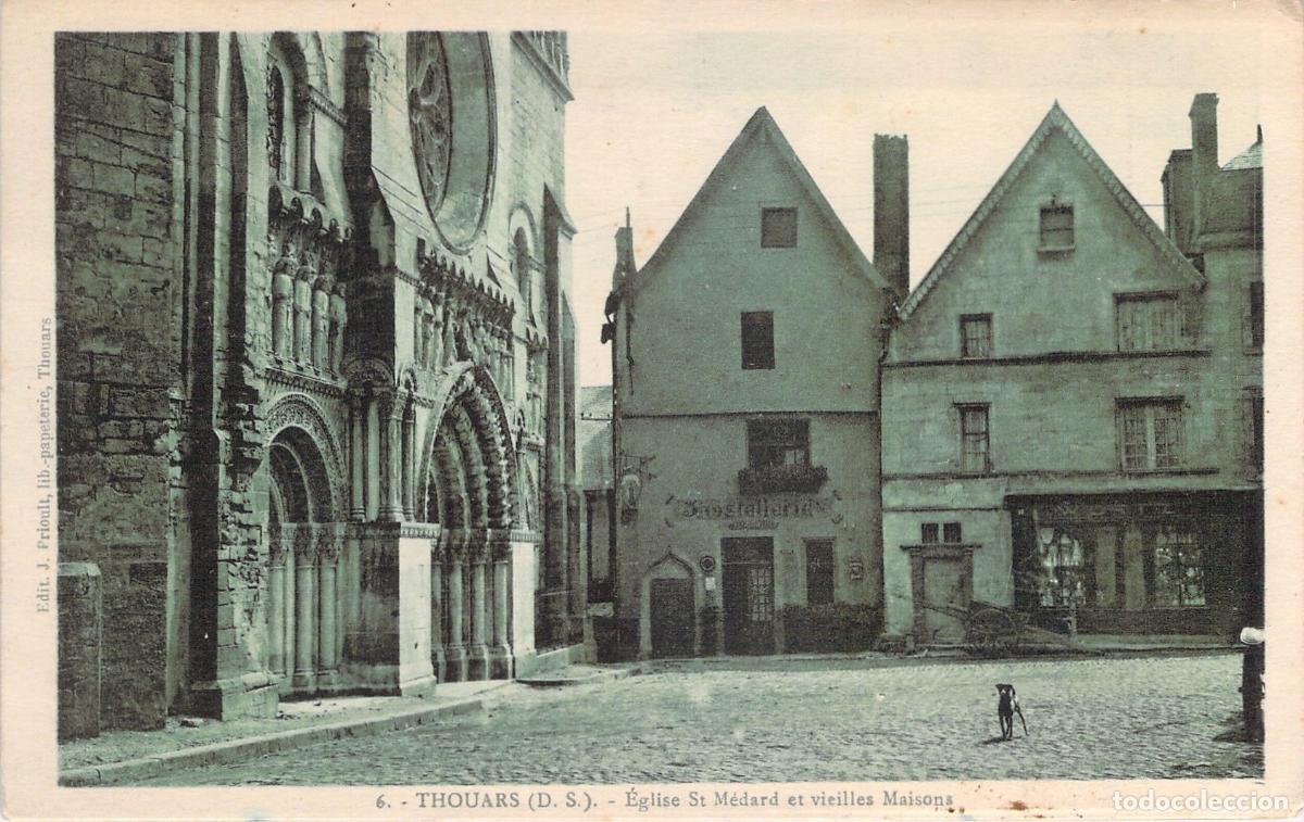 Postales: Postal de Thouars Iglesia Saint-M&eacute;dard y Casas Antiguas