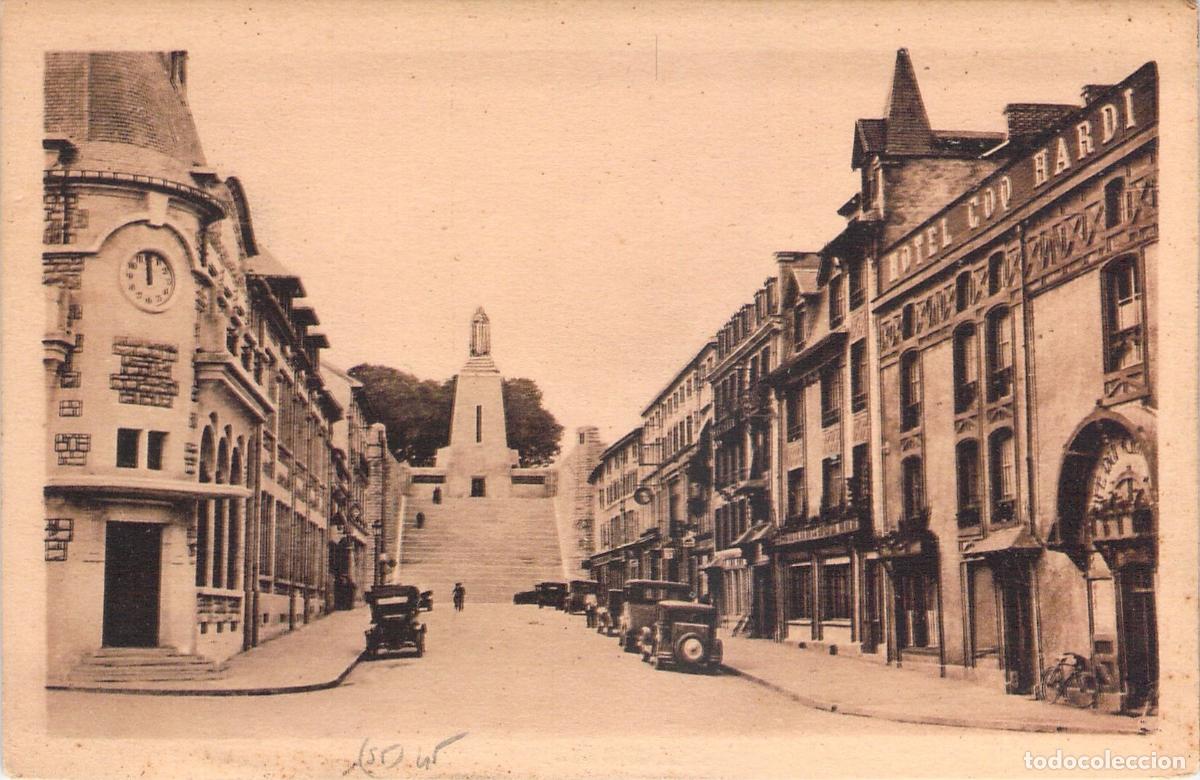 Postales: Postal de Verdun - Avenue de la Victoire y Hotel Coq Hardi