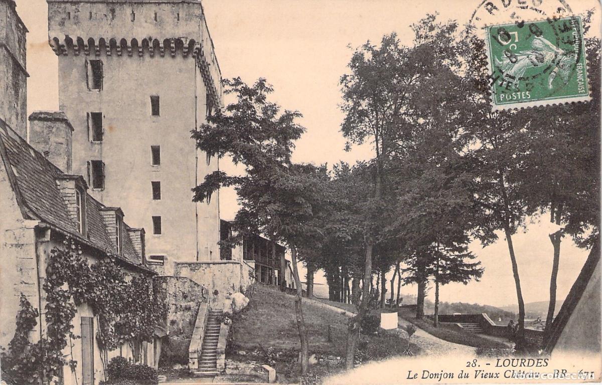 Cartoline: Postal de Lourdes, El Donj&oacute;n del Viejo Castillo, Francia