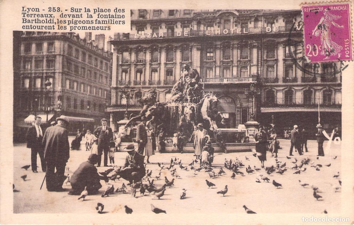 Cartes Postales: Postal de la Plaza de los Terreaux y Fuente Bartholdi en Lyon