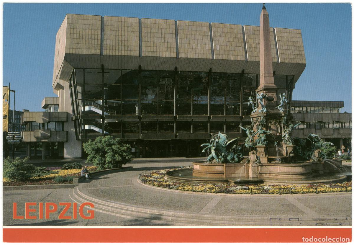 Postcards: LEIPZIG_Mendebrunnen und neues Gewandhaus_Metz; 7010 OL1 / Arquitectura Teatros Alemania
