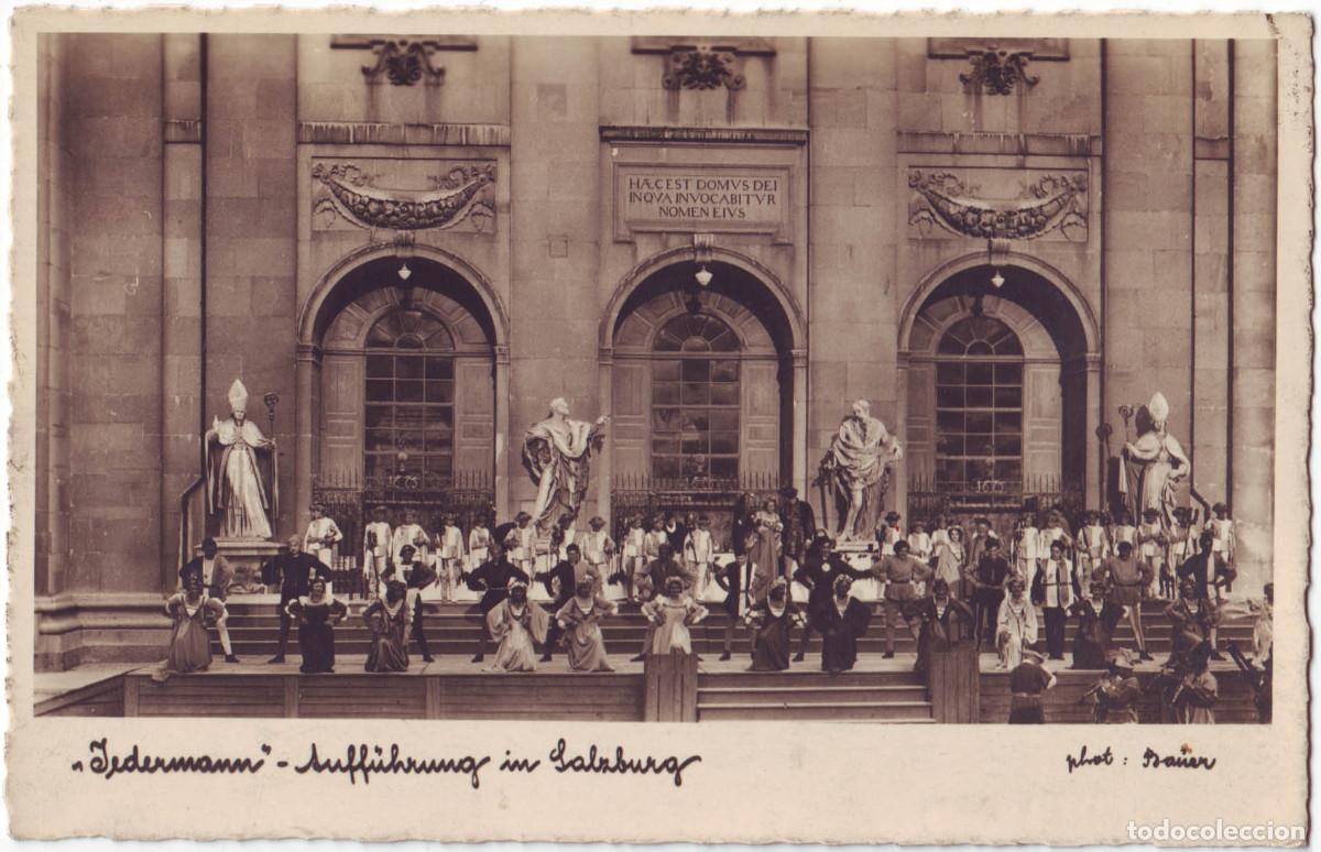 Postales: Jedermann. Auff&uuml;hrung in Salzburg_Echte. Photo Bauer / Arquitectura Teatros Alemania