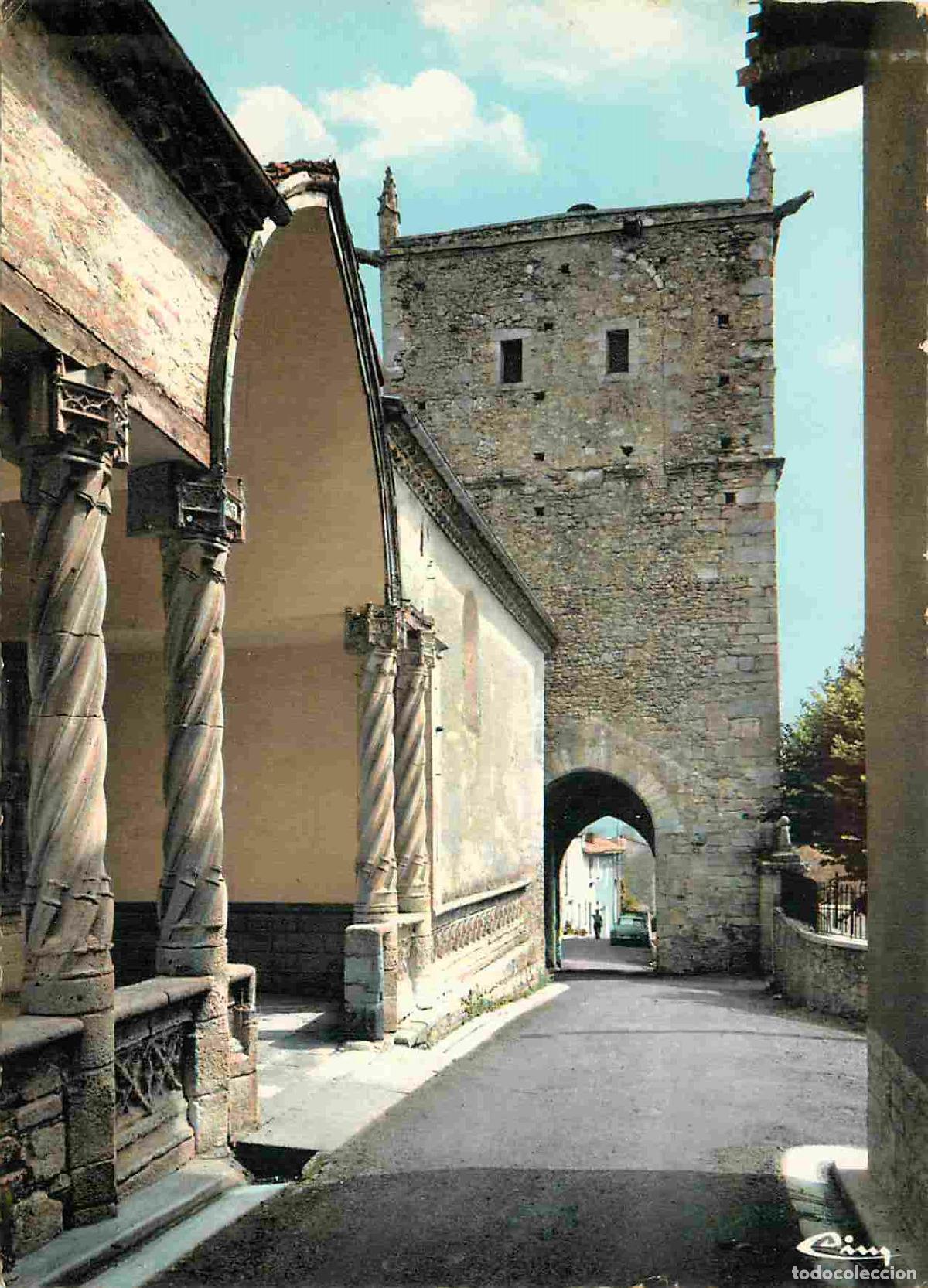 Postcards: Francia - Carte Postale - 31 - Aurignac - Le Porche et la Porte du Clocher - Carte dentel&eacute;e - CPSM g