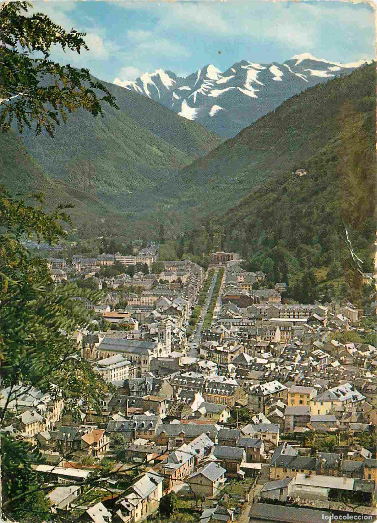Postcards: Francia - Carte Postale - 31 - Luchon - Vue g&eacute;n&eacute;rale avec au fond le V&eacute;nasque Altitude 2445 m - CPM