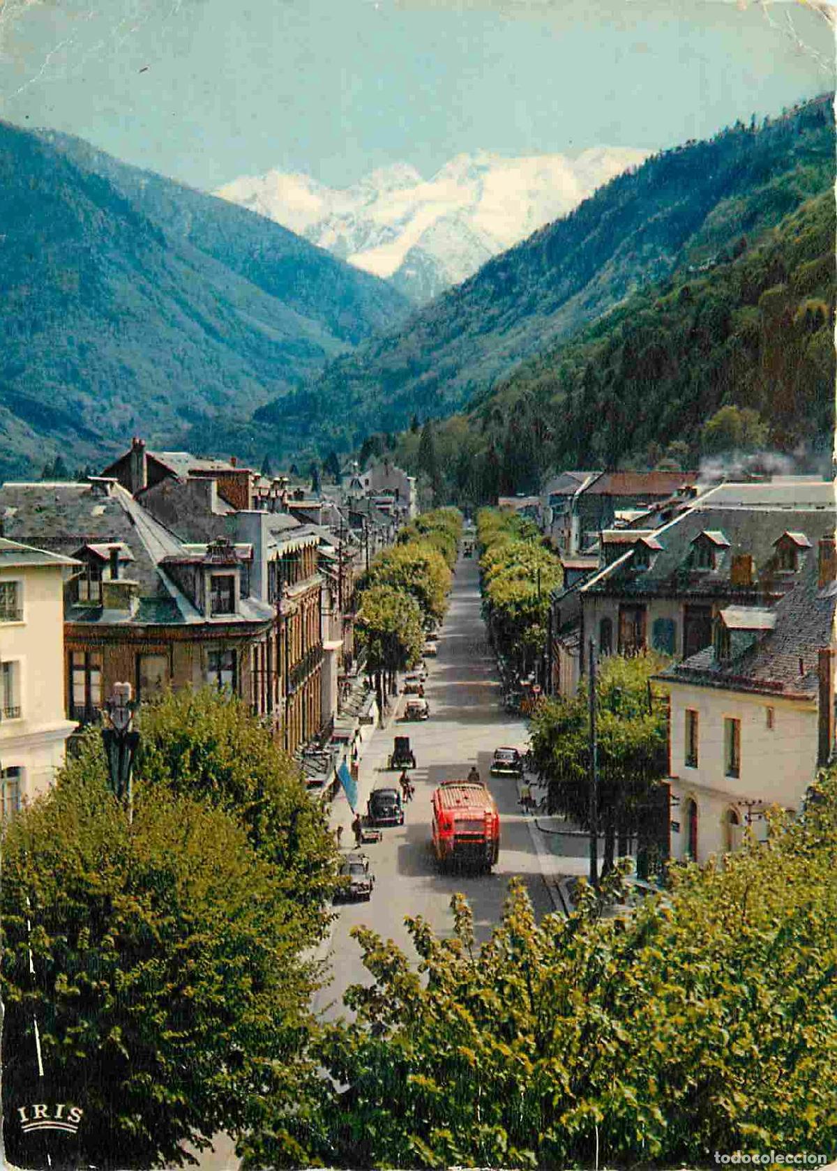 Cartes Postales: Francia - Carte Postale - 31 - Luchon - Les all&eacute;es d'Etigny et le Port de V&eacute;nasque Station thermale