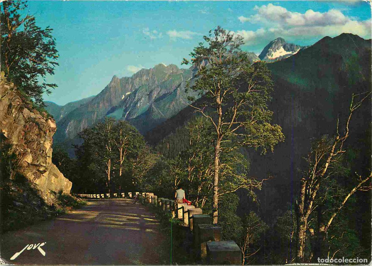 Cartes Postales: Francia - Carte Postale - 31 - Luchon - Route de superbagn&egrave;res soir d'&eacute;t&eacute; - CPM - Voir Scans Recto-V