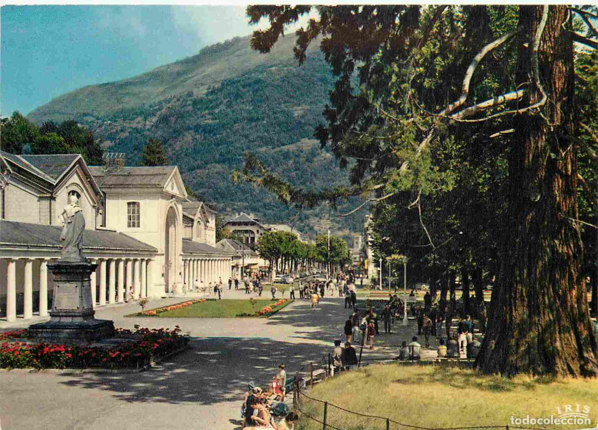 Postais: Francia - Carte Postale - 31 - Luchon - L'&eacute;tablissement thermal Perspective parc des Quinconces et a