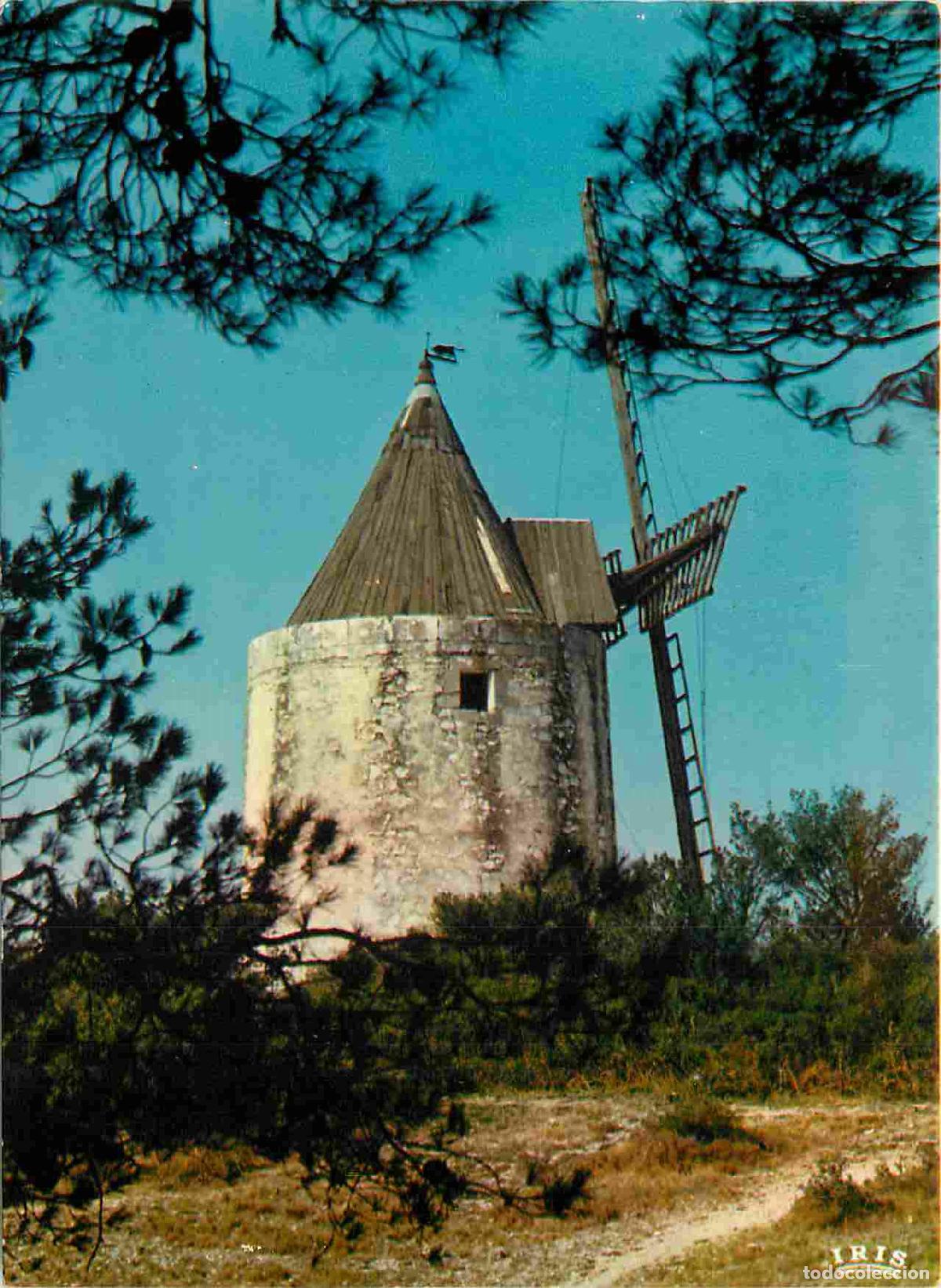 Cartes Postales: Francia - Carte Postale - 13 - Fontvieille - Le moulin de Daudet d'o&ugrave; le grand conteur a dat&eacute; ses Le