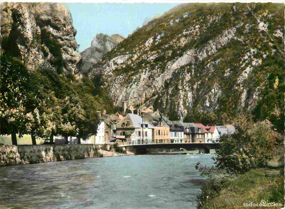 Postcards: Francia - Carte Postale - 31 - Saint-beat - Le nouveau Pont sur la Garonne - Mention Photographie V&eacute;