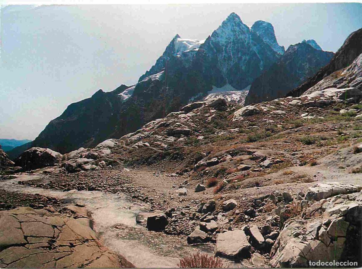 Postcards: Francia - Carte Postale - 05 - Pelvoux - Massif des Ecrins Le Pelvoux 3943 m En montant au refuge du