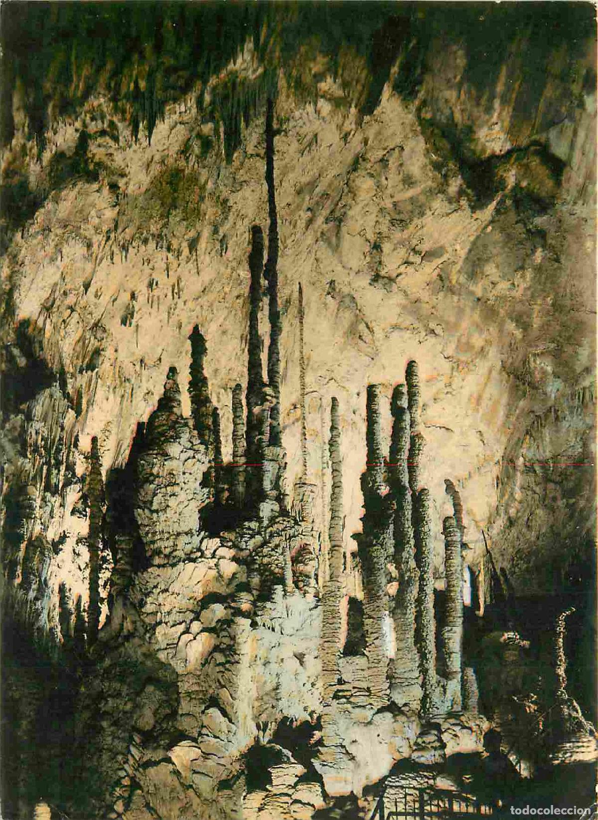 Postales: Francia - Carte Postale - 07 - Orgnac-l'aven - Aven d'orgnac - le cierge de 9 m et les piles d'assie