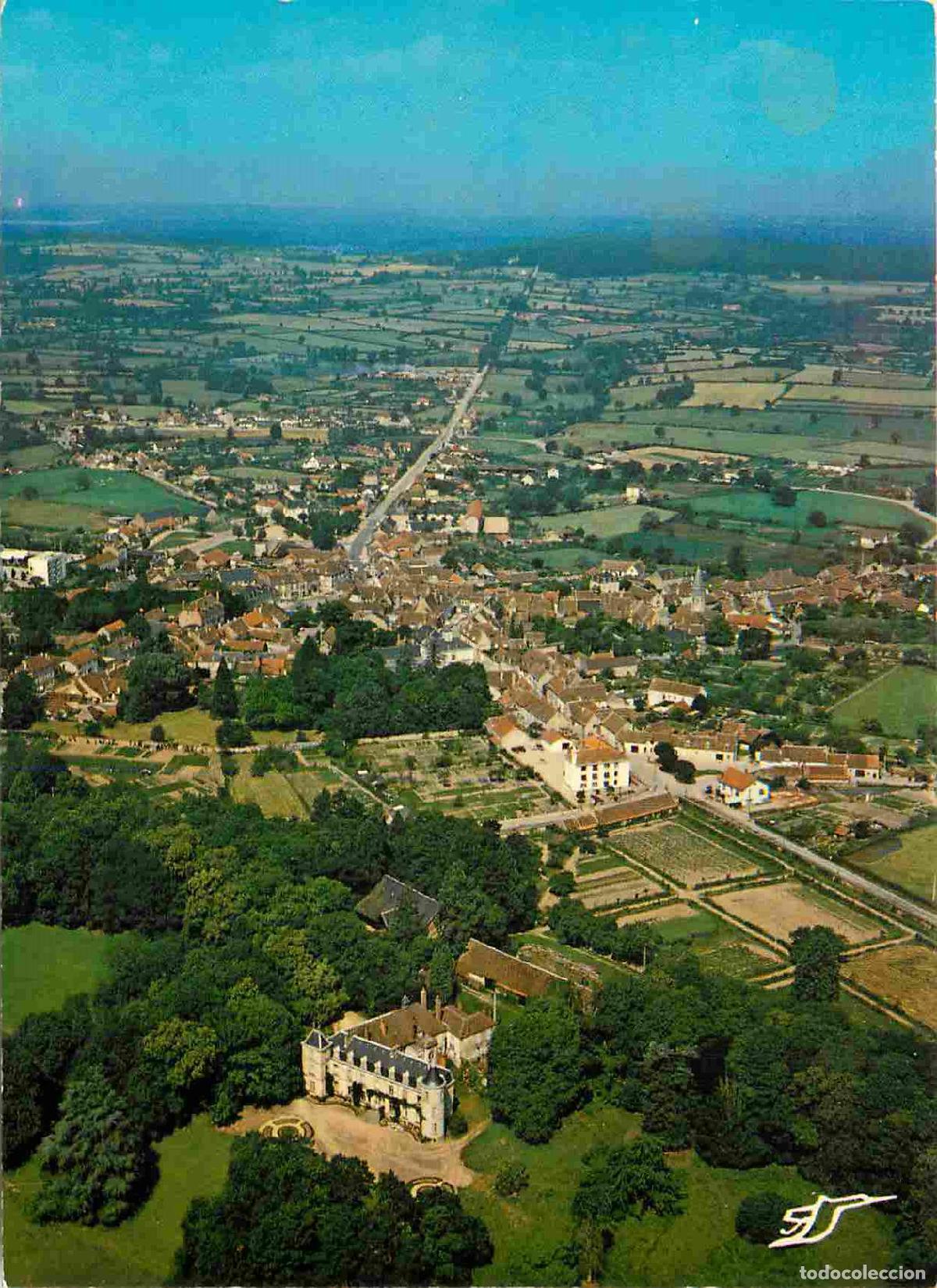 Postkarten: Francia - Carte Postale - 03 - Cerilly - Vue g&eacute;n&eacute;rale a&eacute;rienne au 1er plan - le ch&acirc;teau de la Pierre