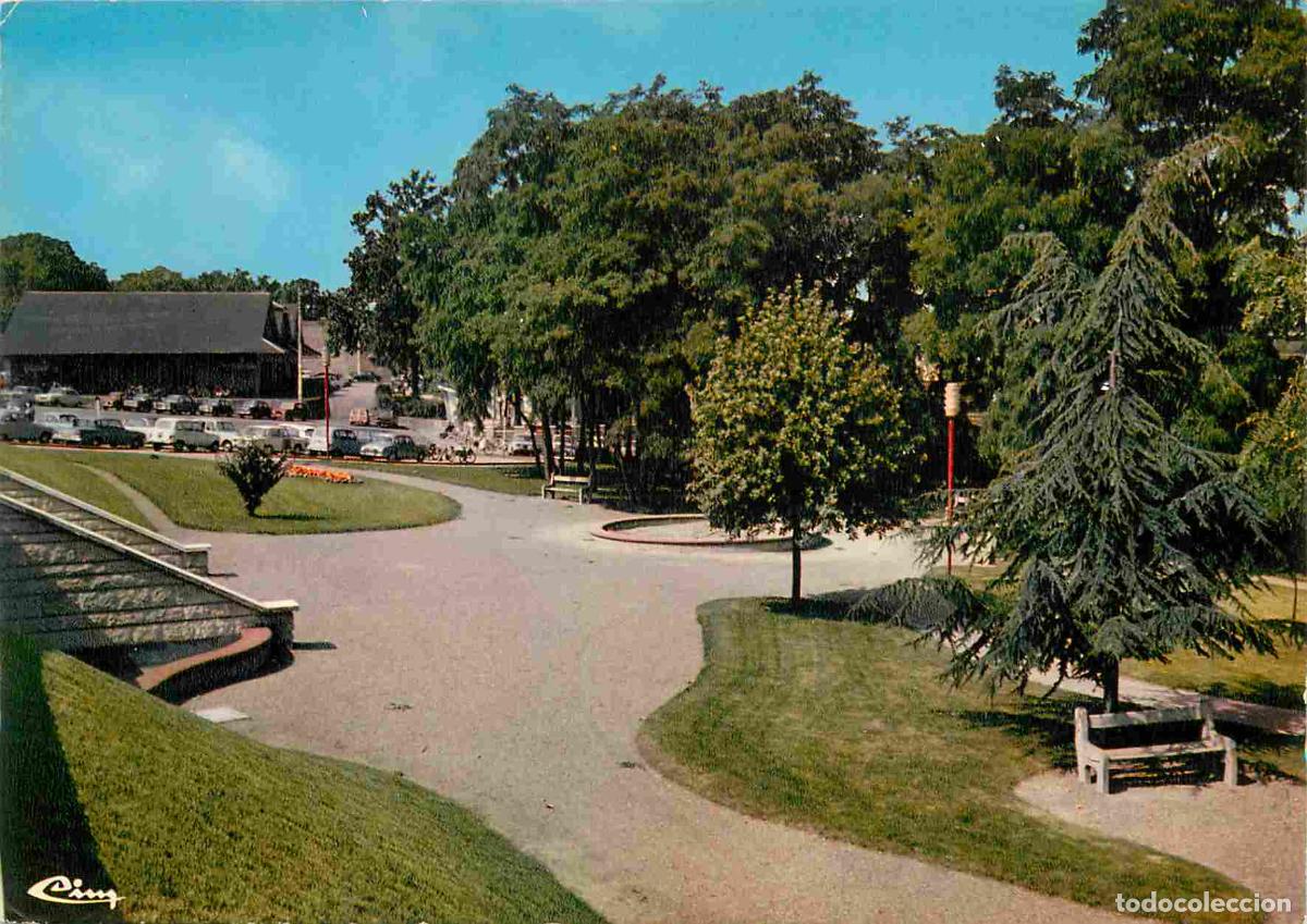 Cartoline: Francia - Carte Postale - 91 - Ste-genevi&egrave;ve-des-bois - Les jardins place de la gare - CPM - Voir Sc