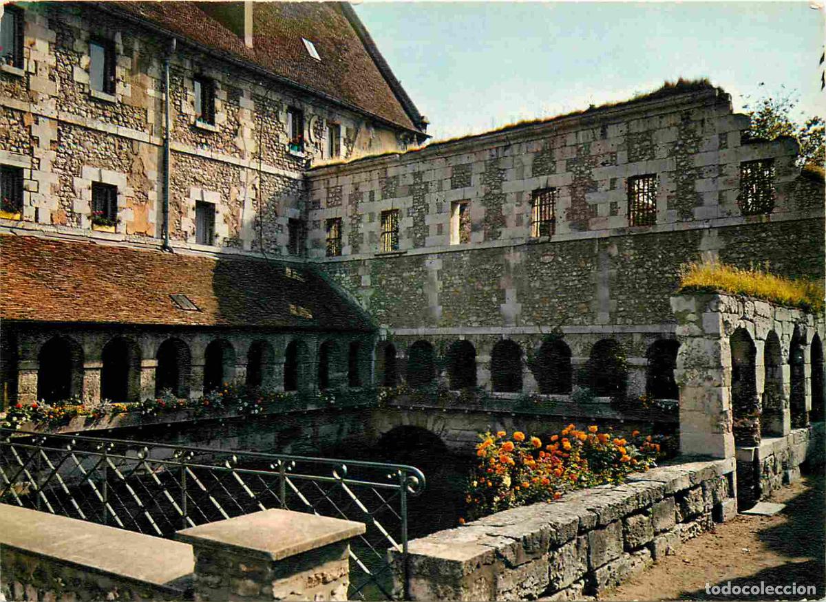 Postais: Francia - Carte Postale - 27 - Louviers - Square des P&eacute;nitents - Ancien couvent des P&eacute;nitents de Sai